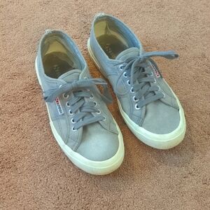 Superga Sneakers
